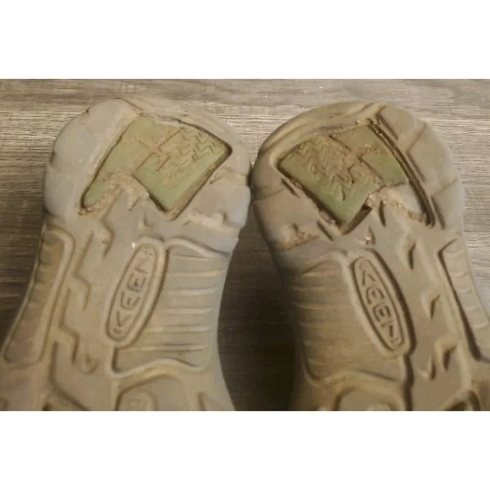Keen Youth Hiking Sandal Shoes Youth‎ Size 13 Camo